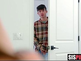 Stepsis Is Touching Her Pussy Again Enzo East, Summer Renee