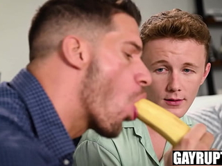 Step-Dads Banana BJ Benny Fox, Ty Roderick